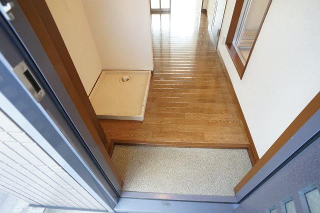 グランドール２１　Ｂ棟の玄関