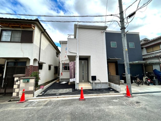 【外観】 | ■茨木市西太田町■完成済新築戸建 | ・茨木市立西河原小学校へ徒歩約５分
・茨木市立太田中学校へ徒歩約７分　
・西河原公園へ徒歩約９分
・イオンタウン茨木太田へ徒歩約4分
・業務スーパー耳原店へ徒歩約５分