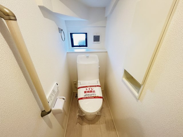 新築　前橋市南町4期　GRARARE　１号棟のトイレ|現地写真　節水タイプのウォシュレット付きトイレ、水道料節約に一役買います！
