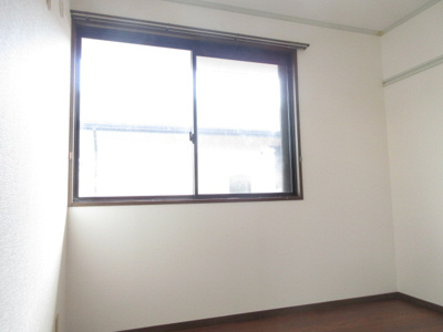 【洋室】 | エモンド高の原