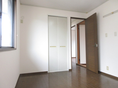 【洋室】 | エモンド高の原