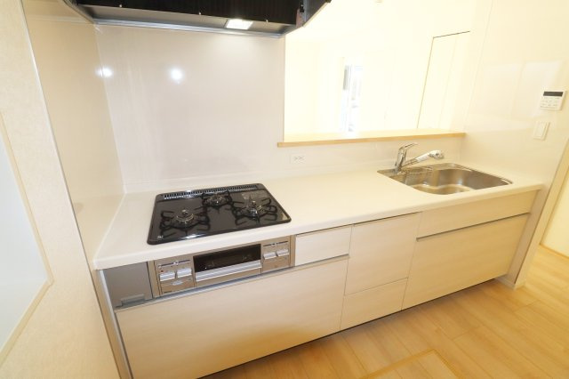 郡山市富久山町福原第21　　　3号棟　　　行健小学校、明健中学区のキッチン