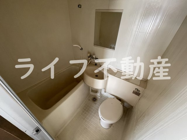 H2O高井田ビルの浴室|落ち着いた空間のお風呂です