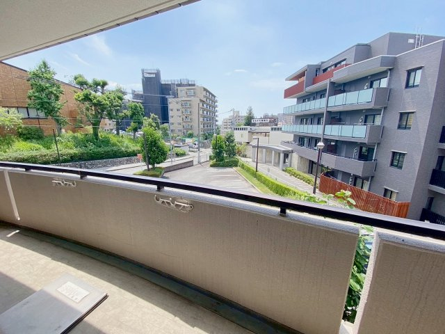宝塚彩悠館の展望