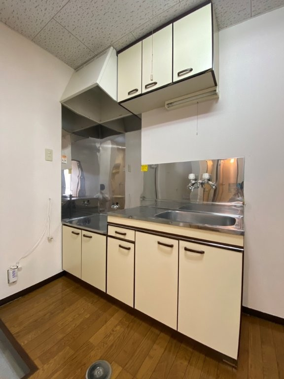 センチュリーハウス津志田Aのキッチン