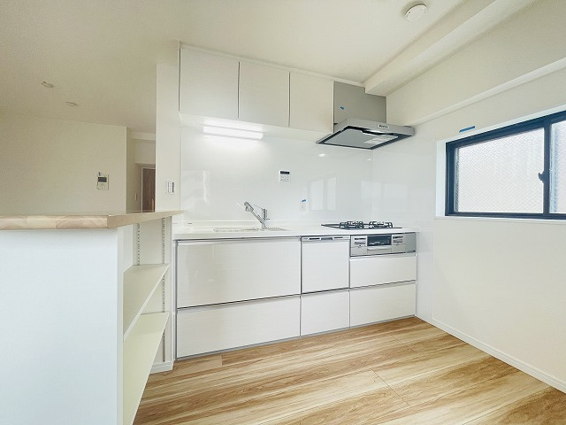 【キッチン】 | ダイナコート吉塚