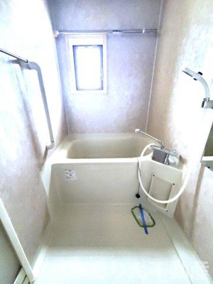 【浴室】 | ヨーロピアンシャレー柊 | 落ち着いた空間のお風呂です