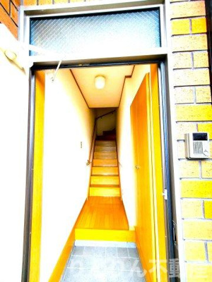 【エントランス】 | ヨーロピアンシャレー柊 | 清潔なエントランスです