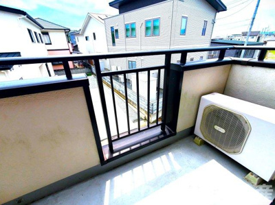 【バルコニー】 | ヨーロピアンシャレー柊 | バルコニー付きです