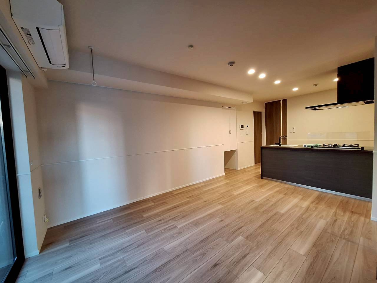 Ｅｄｅｌ　Ｈｅｉｍ　エーデルハイムの居間・リビング|リビングダイニング