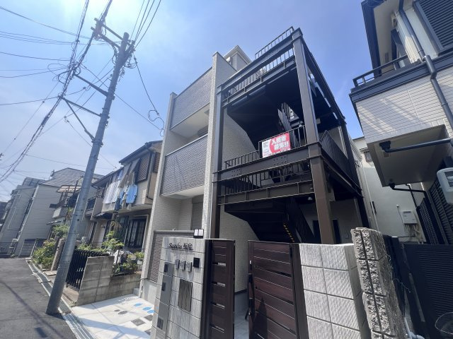 神戸市須磨区前池町５丁目のアパートの外観