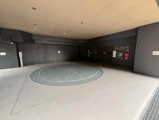 大阪市福島区福島７丁目の賃貸マンションの駐車場