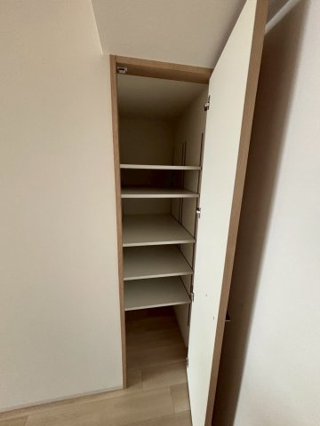 大阪市福島区福島７丁目の賃貸マンションの収納