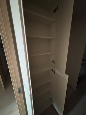 大阪市福島区福島７丁目の賃貸マンションの収納