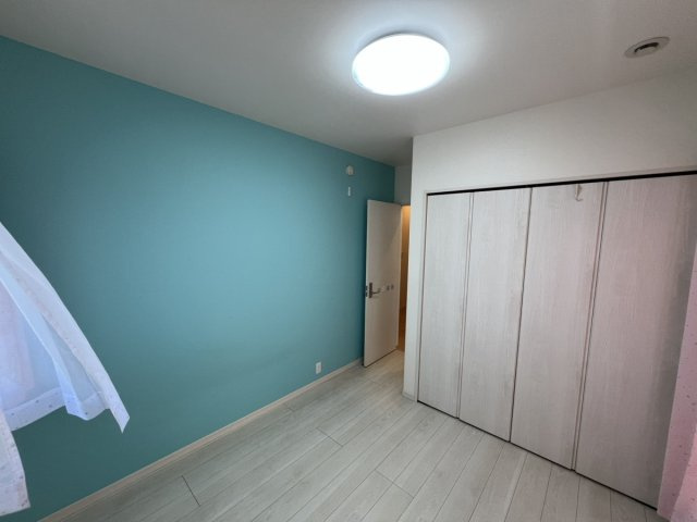 八代市松崎町593-2の洋室