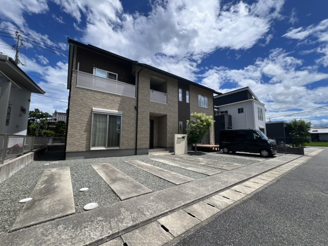 八代市松崎町593-2の外観