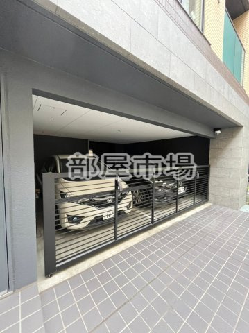 セヴェランス錦糸町の駐車場