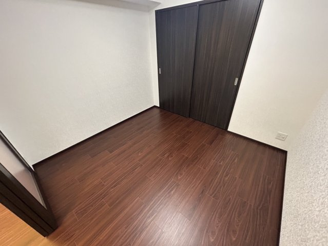 プレジオ弁天町の洋室