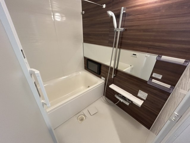 プレジオ弁天町の浴室