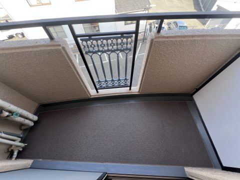 神戸市垂水区西脇１丁目の賃貸マンションのバルコニー