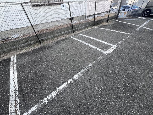 神戸市垂水区西脇１丁目の賃貸マンションの駐車場