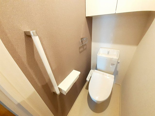 レジェンドのトイレ