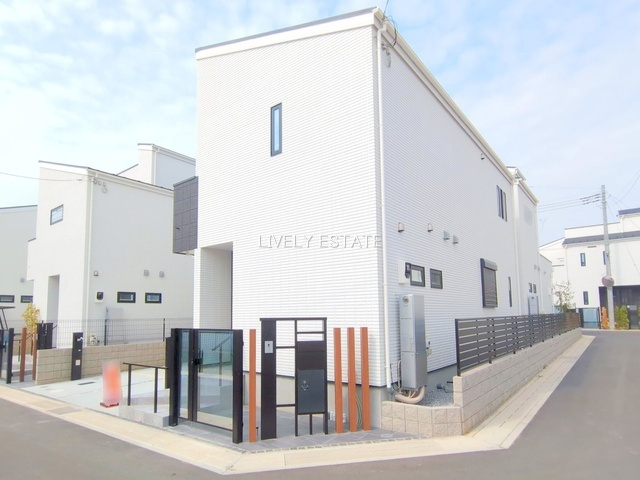 草加市花栗3丁目 新築分譲住宅 全9棟 4号棟の外観