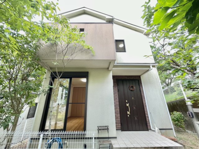 住吉山手8丁目戸建