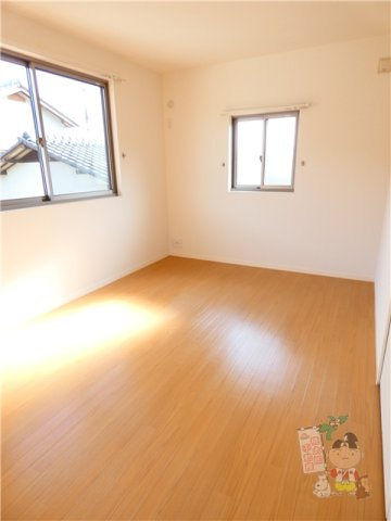 半田山カシーヤの居間・リビング