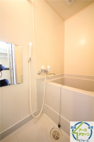 YKハイツ中崎Ⅱの浴室|※類似部屋