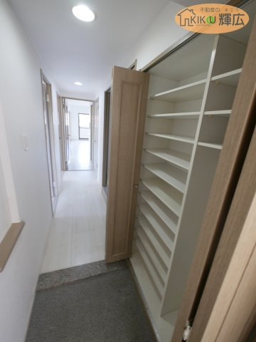 【玄関】 | ロイヤルシャトー東加古川　2階