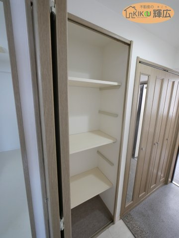 【収納】 | ロイヤルシャトー東加古川　2階