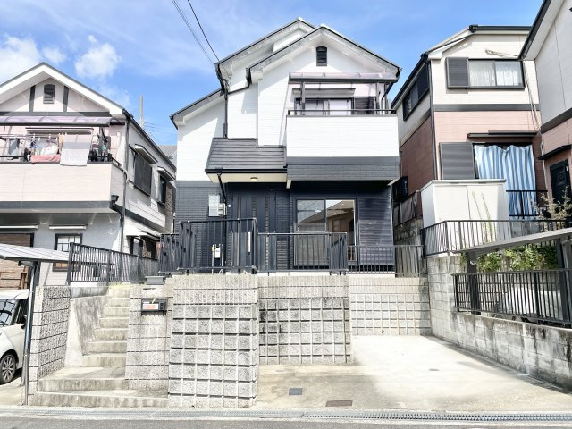 枚方市長尾東町3丁目　中古一戸建て