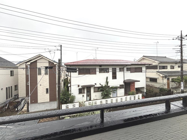 【バルコニー】 | 【Heartfull Town】小平鈴木町１丁目２期 | 南面にあるバルコにーは陽当たりがよく、洗濯物がよく乾きます。