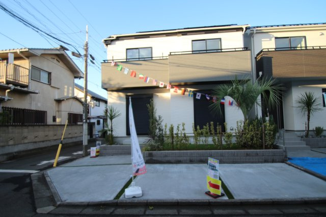 【外観】 | 【Heartfull Town】小平鈴木町１丁目２期 | 耐震等級３最高等級とZEH水準の高断熱性！
