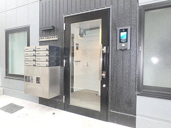 杉並区方南１丁目の賃貸マンションのエントランス