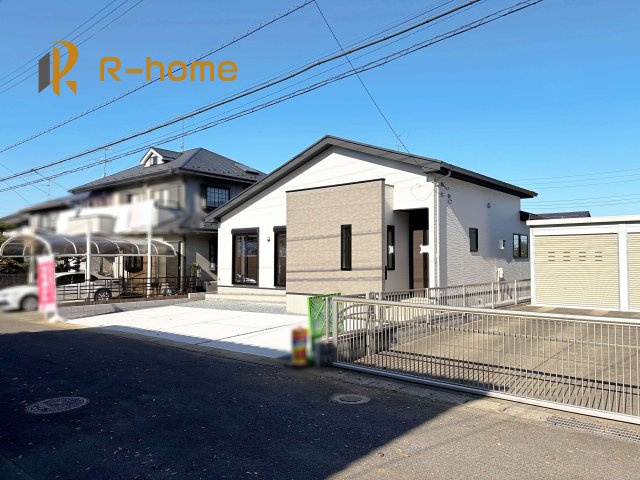 龍ケ崎市城ノ内8期　新築戸建て　1号棟の外観|ご予約を頂ければ、『平日』はもちろん『早朝』や『夜間』もご見学可能です♪お気軽にお申し付けください♪