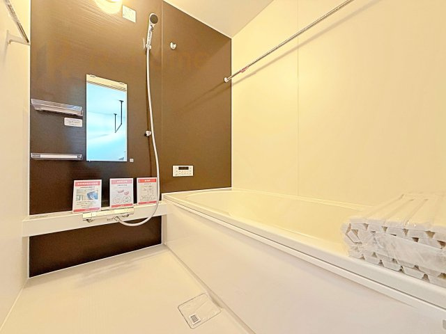 龍ケ崎市城ノ内8期　新築戸建て　1号棟の浴室|足を伸ばしてもゆったりできるバスルーム♪機能性も取り入れて使い易さも保証します♪