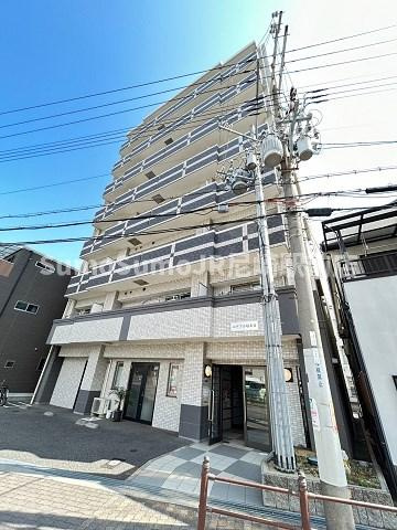 エナブル塚本Ⅱの外観|落ち着いた雰囲気の外観です