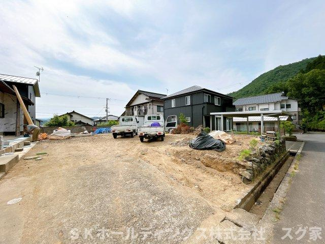 豊岡市出石町寺町　平屋戸建ての駐車場