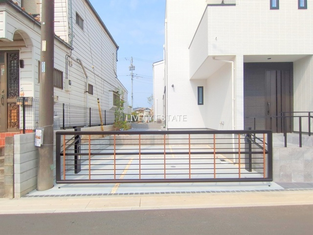 草加市花栗3丁目 新築分譲住宅 全9棟 6号棟の駐車場