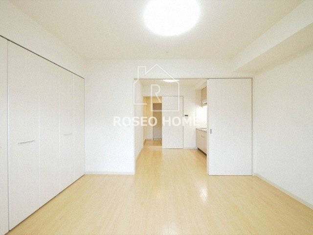 クローバー・ビュー上本町の居間・リビング