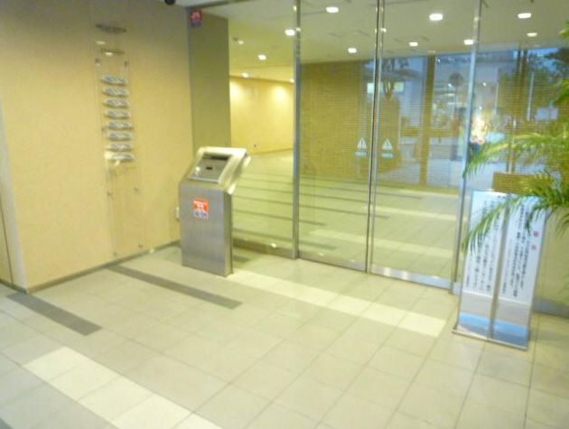 ドリームタワーキュアレジデンスのロビー