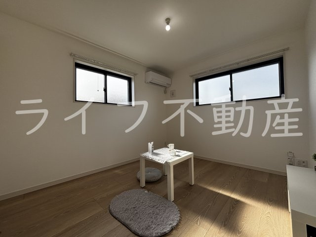 MELDIA長瀬Ⅱの居間・リビング|おしゃれな居間です