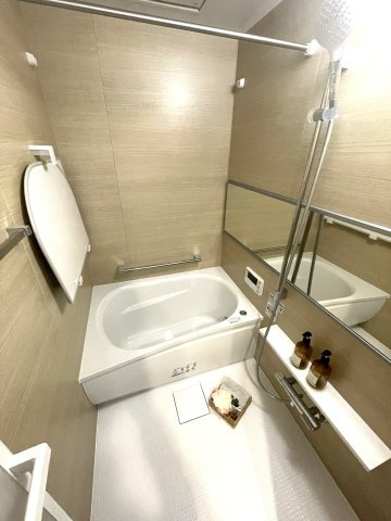 エクセレンス荒江の浴室