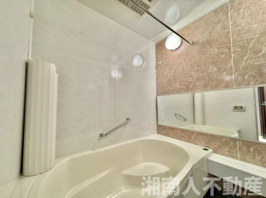 グランシティユーロリゾート葉山南の浴室|落ち着いた空間のお風呂です