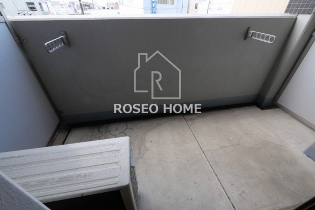 クリーデンス福島のバルコニー