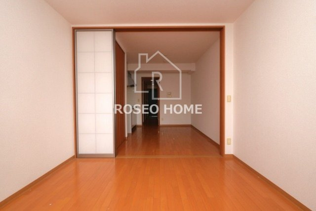 クリーデンス福島の居間・リビング