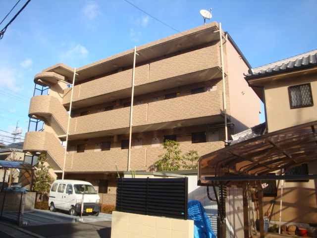 イースガーデンの外観