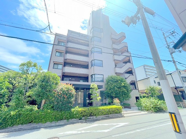 メルヴェーユKOMADORIの外観